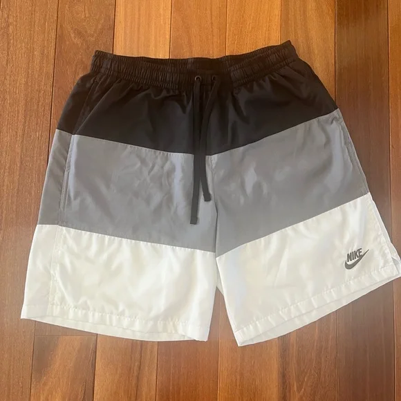 Nike Shorts Nike Sportswear Logoappliqud Colourblock Shell Shorts Poshmark